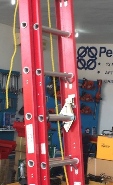 FIBERGLASS LADDER FIBERGLASS LADDER